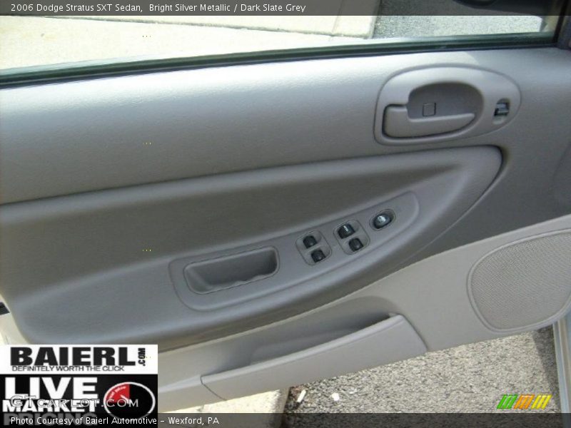 Bright Silver Metallic / Dark Slate Grey 2006 Dodge Stratus SXT Sedan