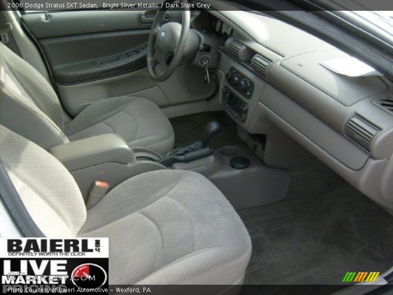 Bright Silver Metallic / Dark Slate Grey 2006 Dodge Stratus SXT Sedan