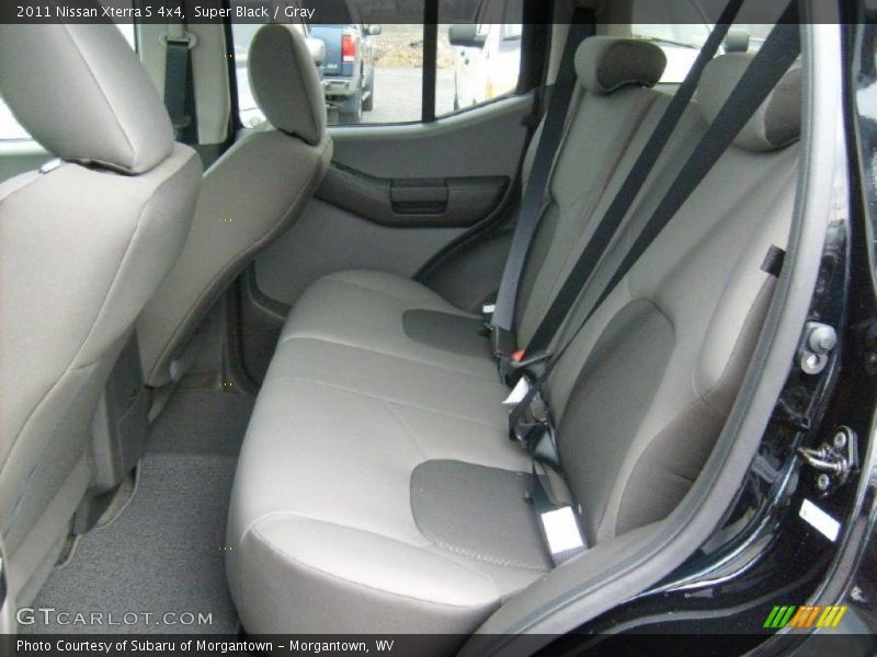  2011 Xterra S 4x4 Gray Interior