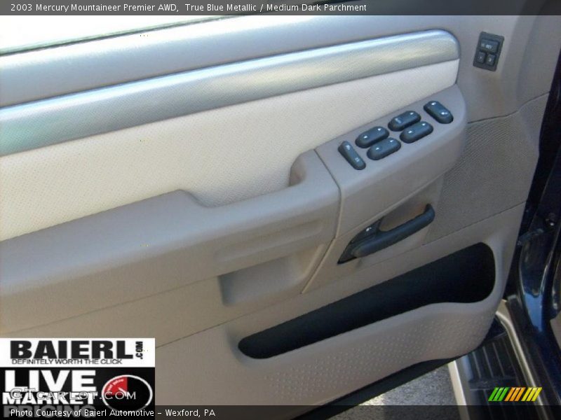 True Blue Metallic / Medium Dark Parchment 2003 Mercury Mountaineer Premier AWD