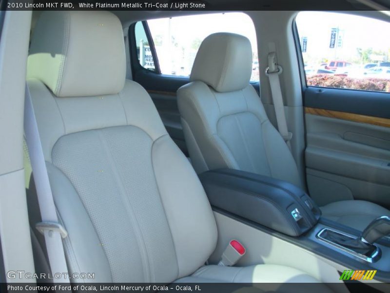 White Platinum Metallic Tri-Coat / Light Stone 2010 Lincoln MKT FWD