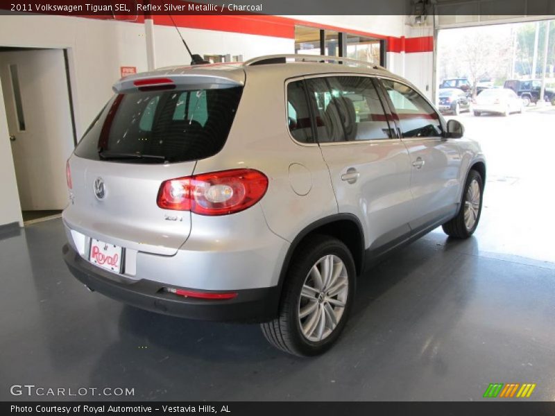 Reflex Silver Metallic / Charcoal 2011 Volkswagen Tiguan SEL