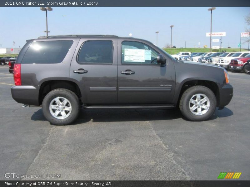 Storm Gray Metallic / Ebony 2011 GMC Yukon SLE