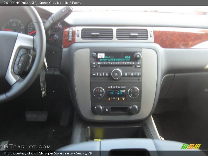 Storm Gray Metallic / Ebony 2011 GMC Yukon SLE