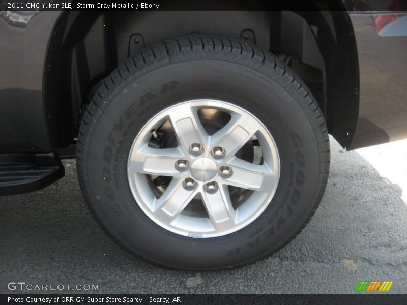 Storm Gray Metallic / Ebony 2011 GMC Yukon SLE