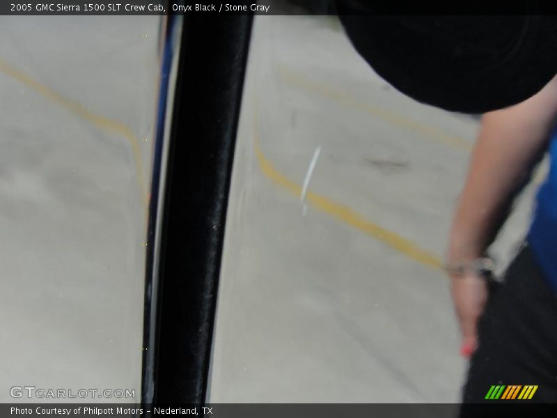Onyx Black / Stone Gray 2005 GMC Sierra 1500 SLT Crew Cab