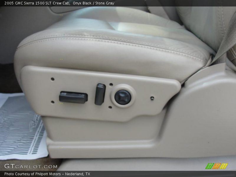 Onyx Black / Stone Gray 2005 GMC Sierra 1500 SLT Crew Cab