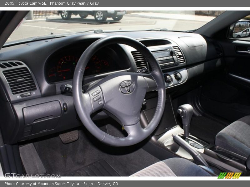 Phantom Gray Pearl / Gray 2005 Toyota Camry SE