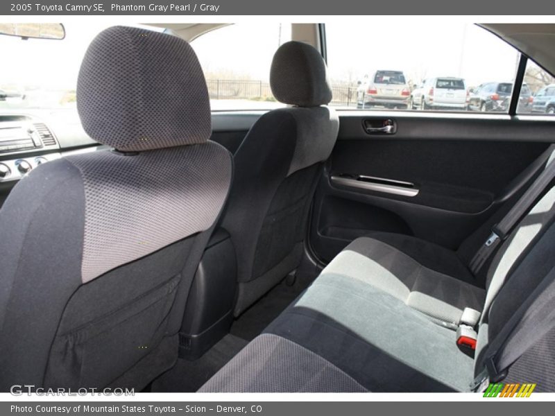 Phantom Gray Pearl / Gray 2005 Toyota Camry SE