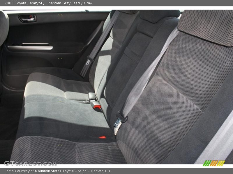 Phantom Gray Pearl / Gray 2005 Toyota Camry SE