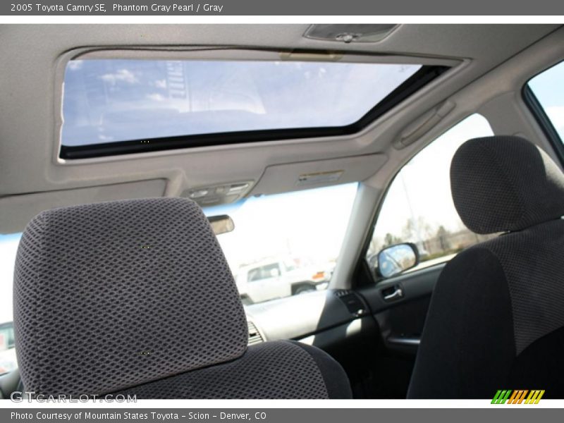 Phantom Gray Pearl / Gray 2005 Toyota Camry SE