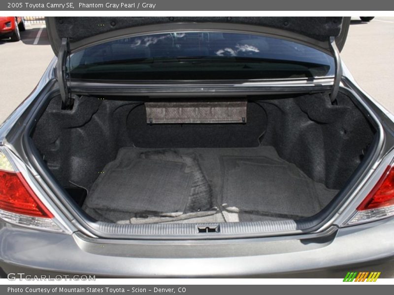 Phantom Gray Pearl / Gray 2005 Toyota Camry SE