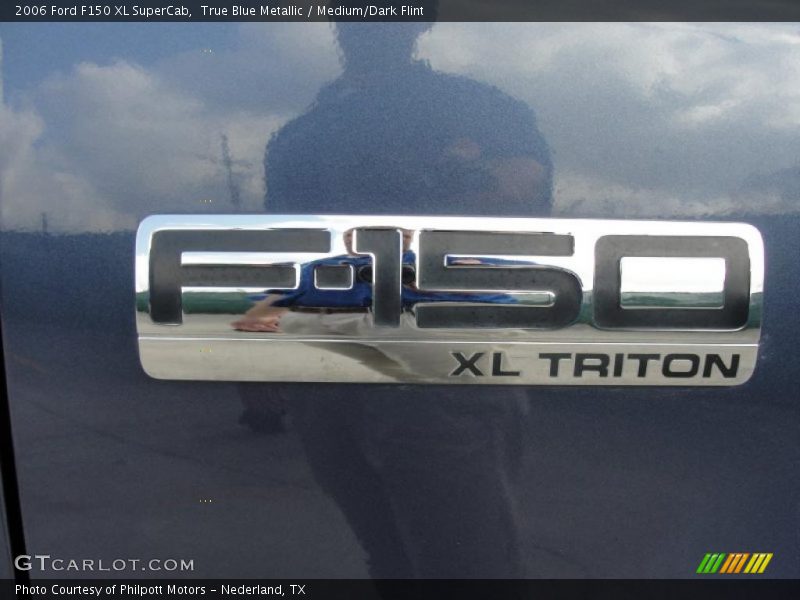 True Blue Metallic / Medium/Dark Flint 2006 Ford F150 XL SuperCab