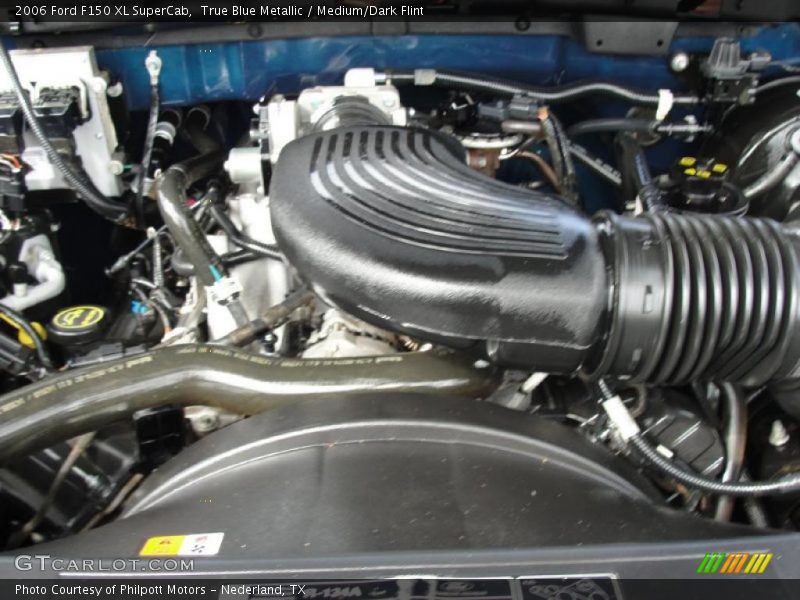 True Blue Metallic / Medium/Dark Flint 2006 Ford F150 XL SuperCab
