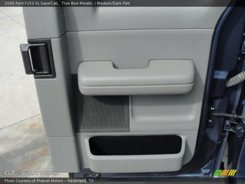 True Blue Metallic / Medium/Dark Flint 2006 Ford F150 XL SuperCab