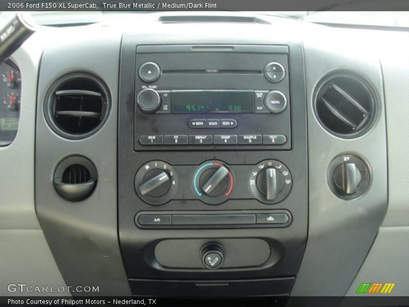 True Blue Metallic / Medium/Dark Flint 2006 Ford F150 XL SuperCab