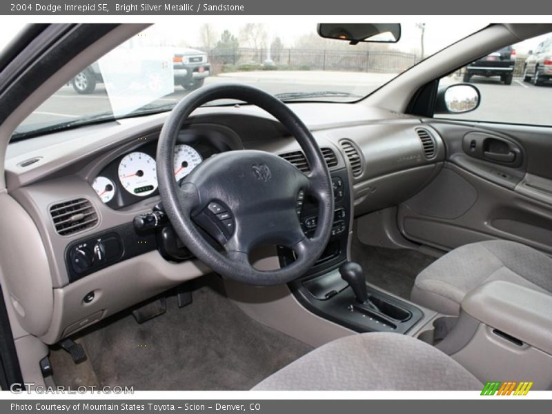  2004 Intrepid SE Sandstone Interior