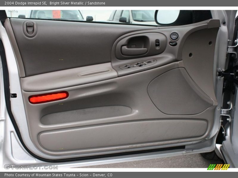 Door Panel of 2004 Intrepid SE