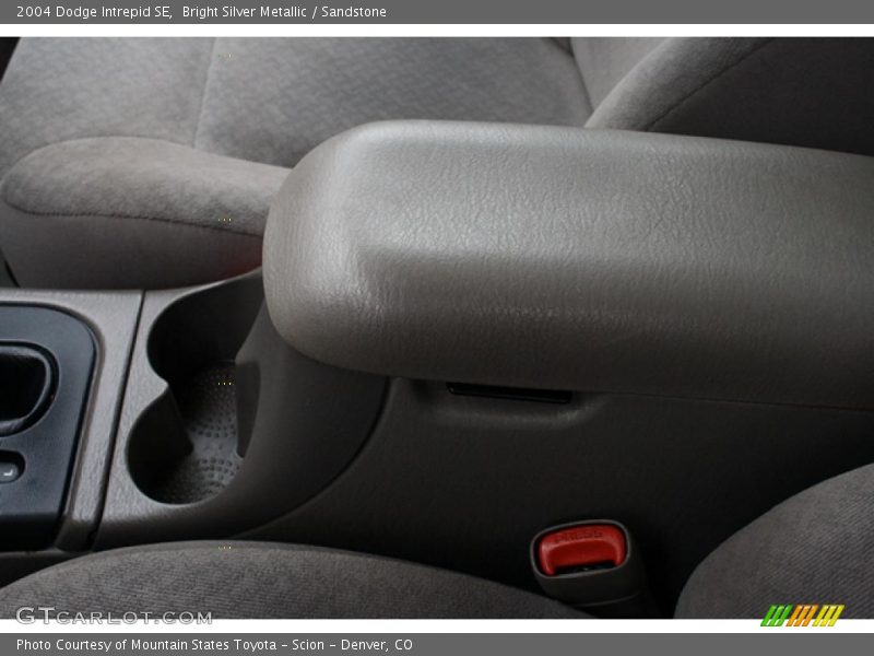 Bright Silver Metallic / Sandstone 2004 Dodge Intrepid SE