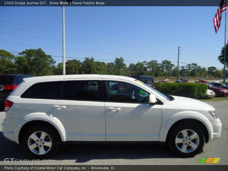 Stone White / Pastel Pebble Beige 2009 Dodge Journey SXT