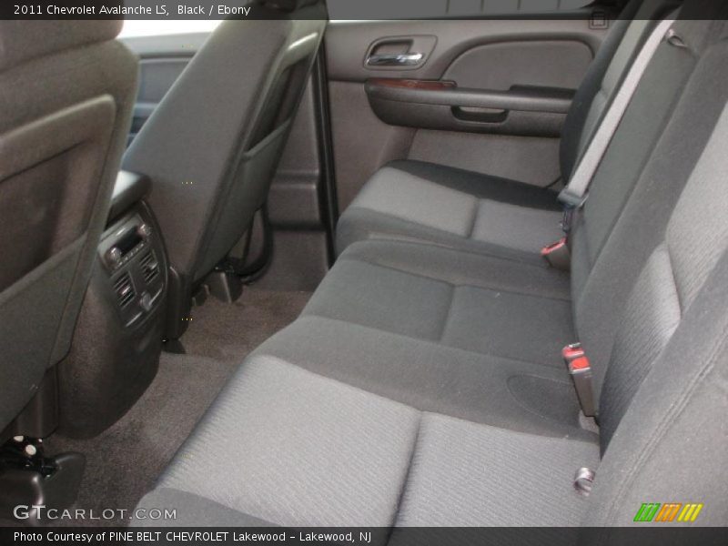 Black / Ebony 2011 Chevrolet Avalanche LS