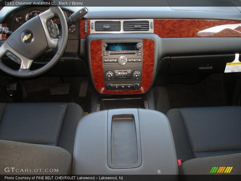 Black / Ebony 2011 Chevrolet Avalanche LS