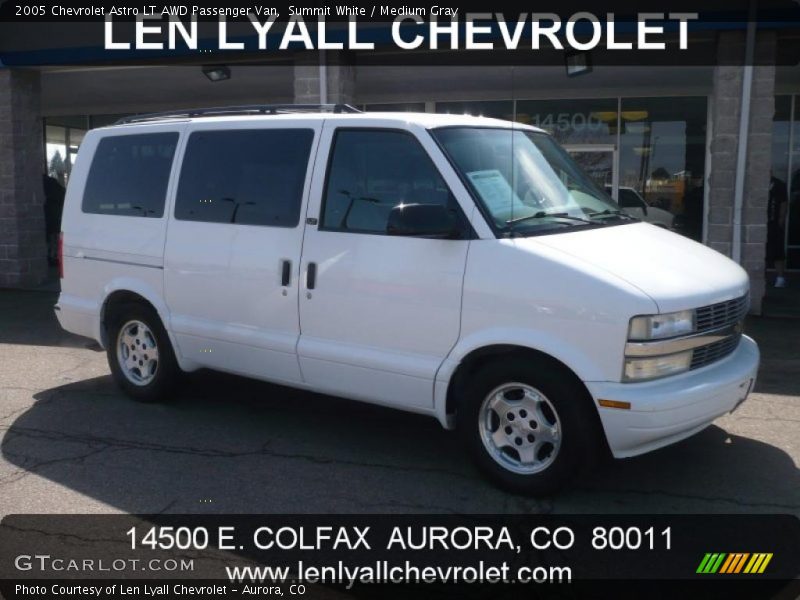 Summit White / Medium Gray 2005 Chevrolet Astro LT AWD Passenger Van