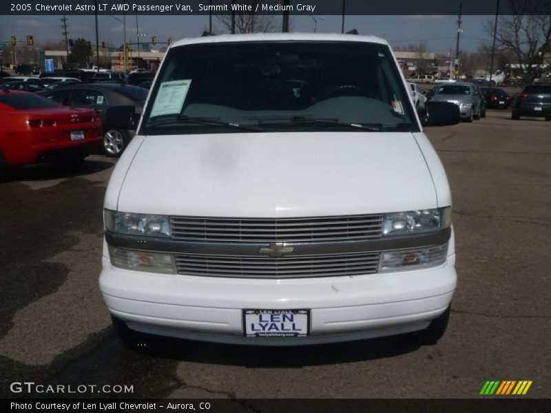 Summit White / Medium Gray 2005 Chevrolet Astro LT AWD Passenger Van