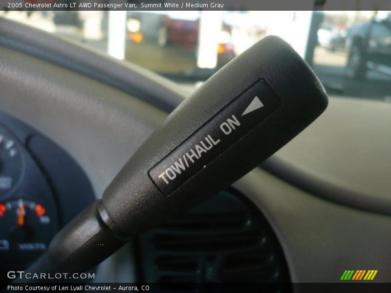  2005 Astro LT AWD Passenger Van 4 Speed Automatic Shifter