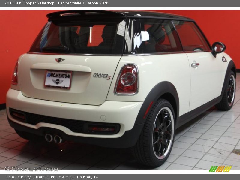 Pepper White / Carbon Black 2011 Mini Cooper S Hardtop