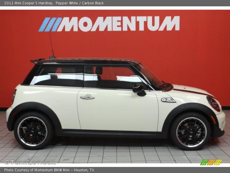 Pepper White / Carbon Black 2011 Mini Cooper S Hardtop