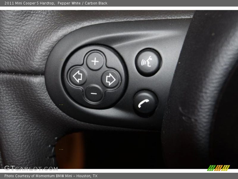 Pepper White / Carbon Black 2011 Mini Cooper S Hardtop