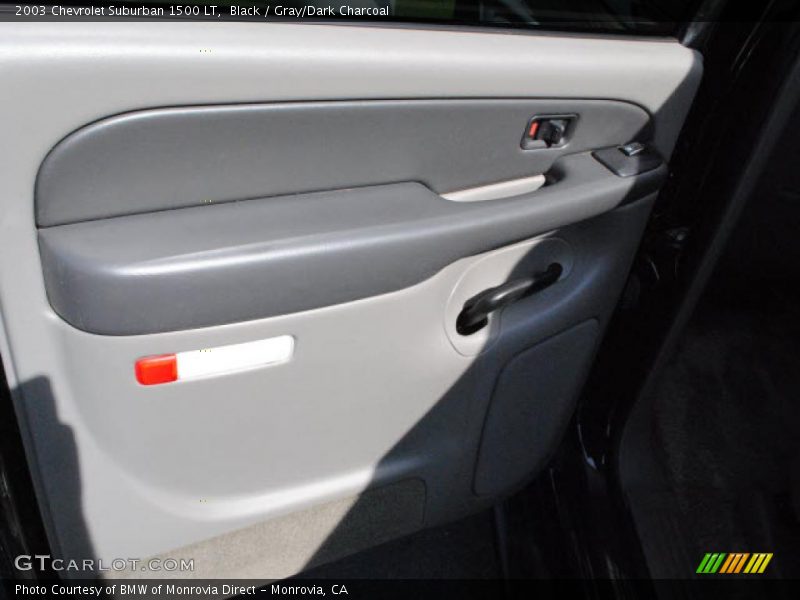 Black / Gray/Dark Charcoal 2003 Chevrolet Suburban 1500 LT