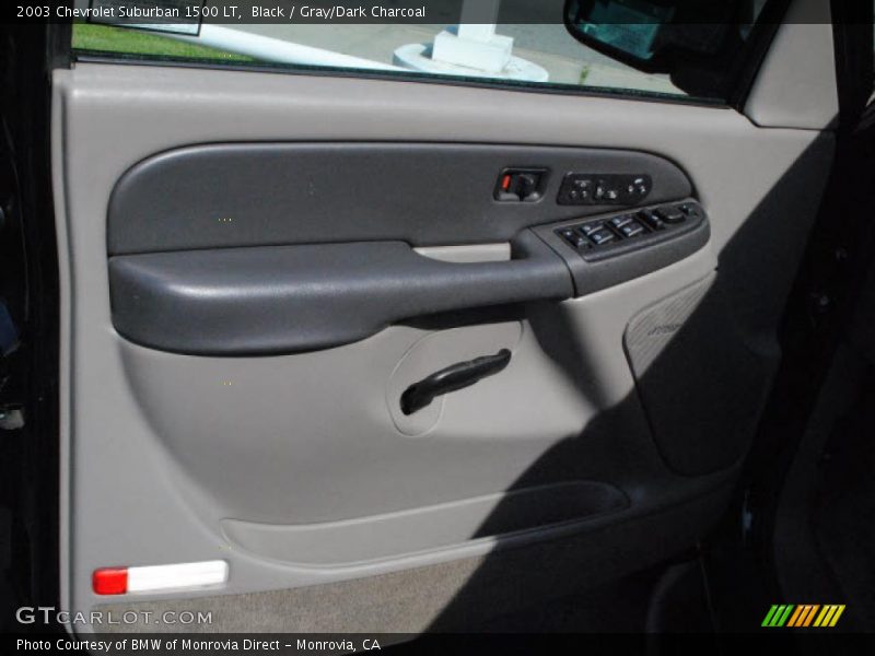 Black / Gray/Dark Charcoal 2003 Chevrolet Suburban 1500 LT