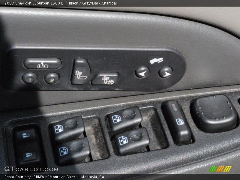 Controls of 2003 Suburban 1500 LT