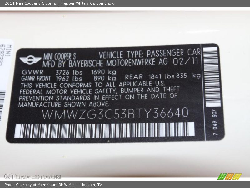 Pepper White / Carbon Black 2011 Mini Cooper S Clubman