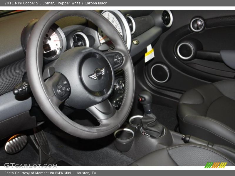 Pepper White / Carbon Black 2011 Mini Cooper S Clubman