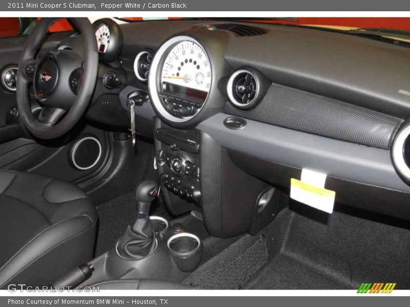 Pepper White / Carbon Black 2011 Mini Cooper S Clubman