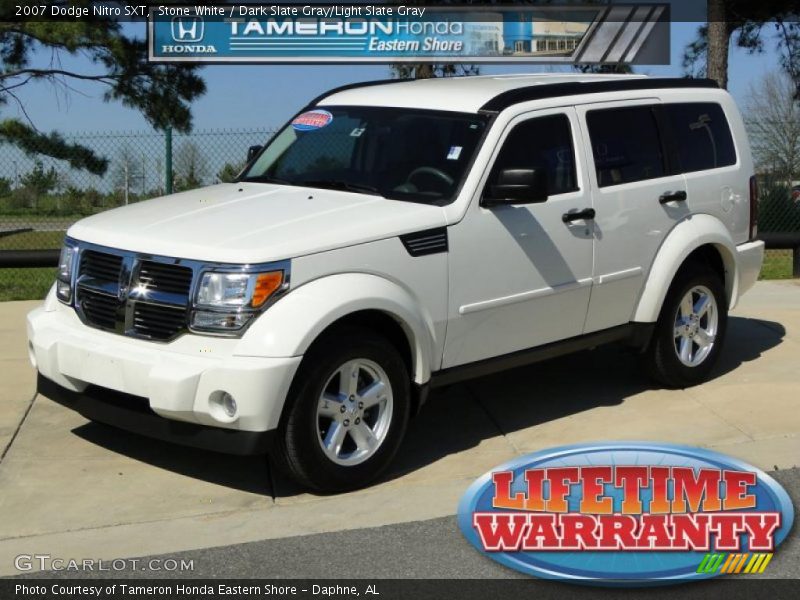 Stone White / Dark Slate Gray/Light Slate Gray 2007 Dodge Nitro SXT