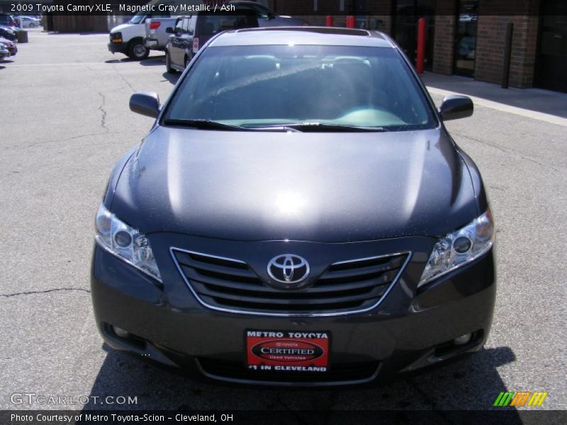 Magnetic Gray Metallic / Ash 2009 Toyota Camry XLE
