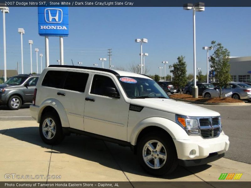 Stone White / Dark Slate Gray/Light Slate Gray 2007 Dodge Nitro SXT