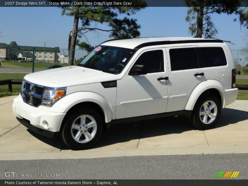 Stone White / Dark Slate Gray/Light Slate Gray 2007 Dodge Nitro SXT