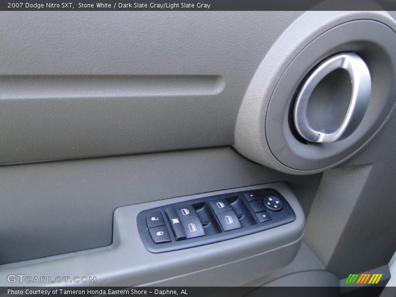 Stone White / Dark Slate Gray/Light Slate Gray 2007 Dodge Nitro SXT