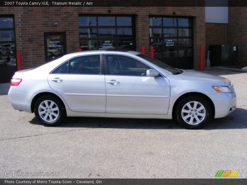 Titanium Metallic / Ash 2007 Toyota Camry XLE