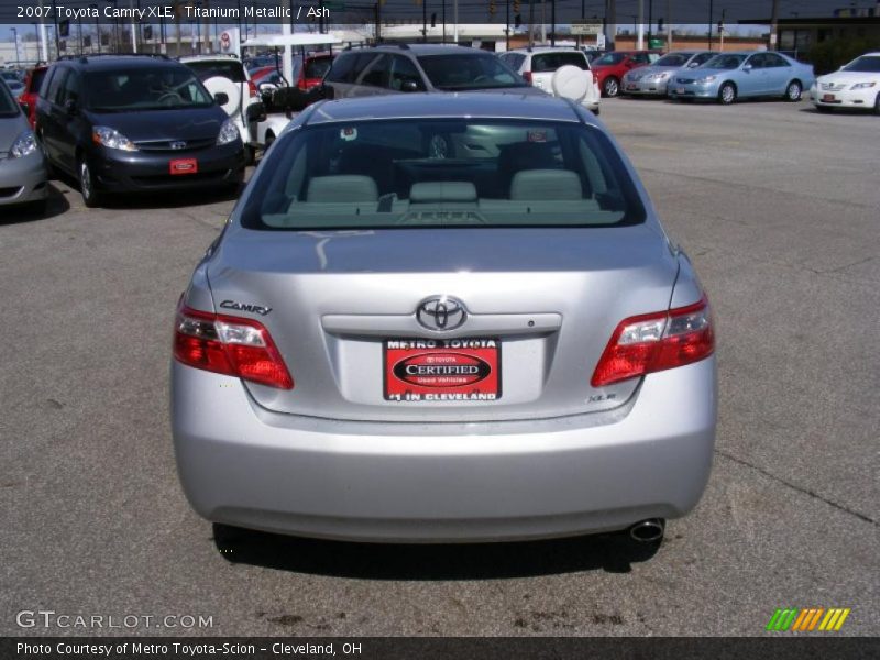 Titanium Metallic / Ash 2007 Toyota Camry XLE