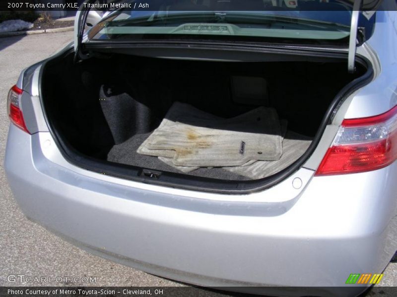 Titanium Metallic / Ash 2007 Toyota Camry XLE