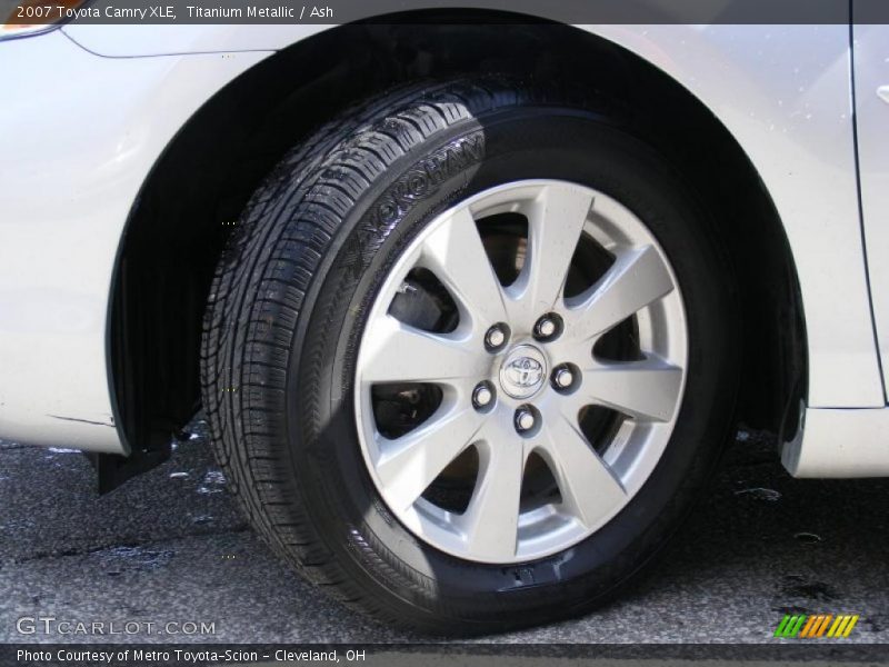 Titanium Metallic / Ash 2007 Toyota Camry XLE