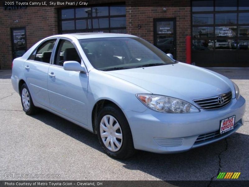 Sky Blue Pearl / Gray 2005 Toyota Camry LE