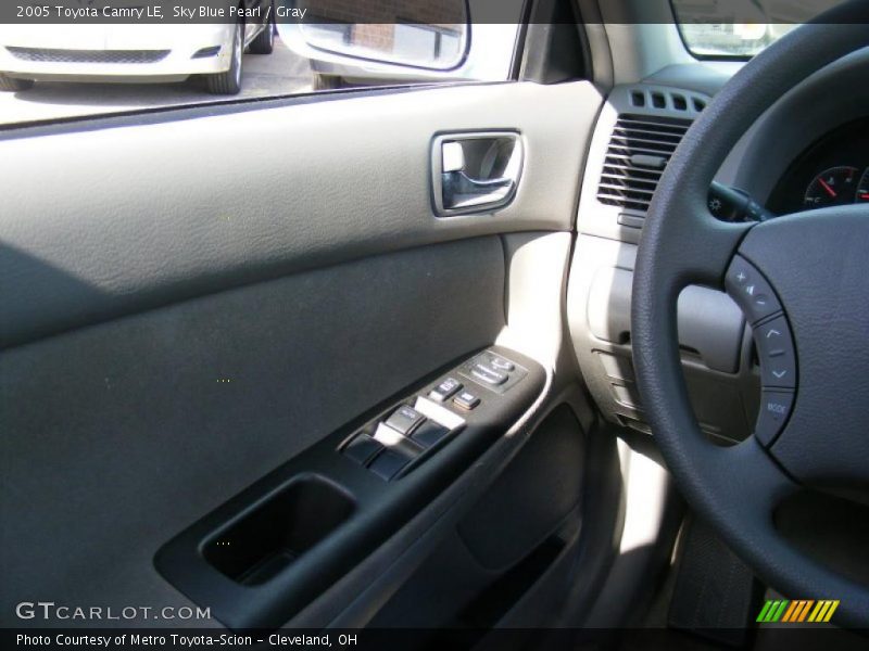 Sky Blue Pearl / Gray 2005 Toyota Camry LE