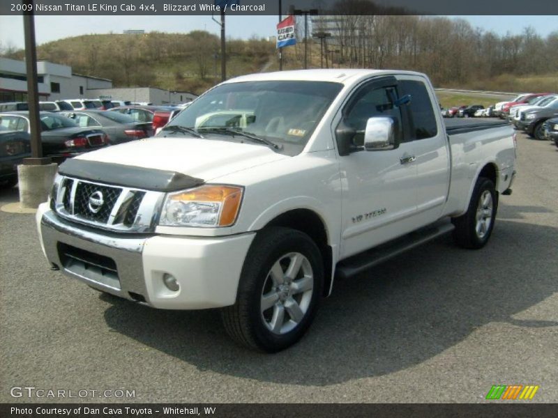 Blizzard White / Charcoal 2009 Nissan Titan LE King Cab 4x4
